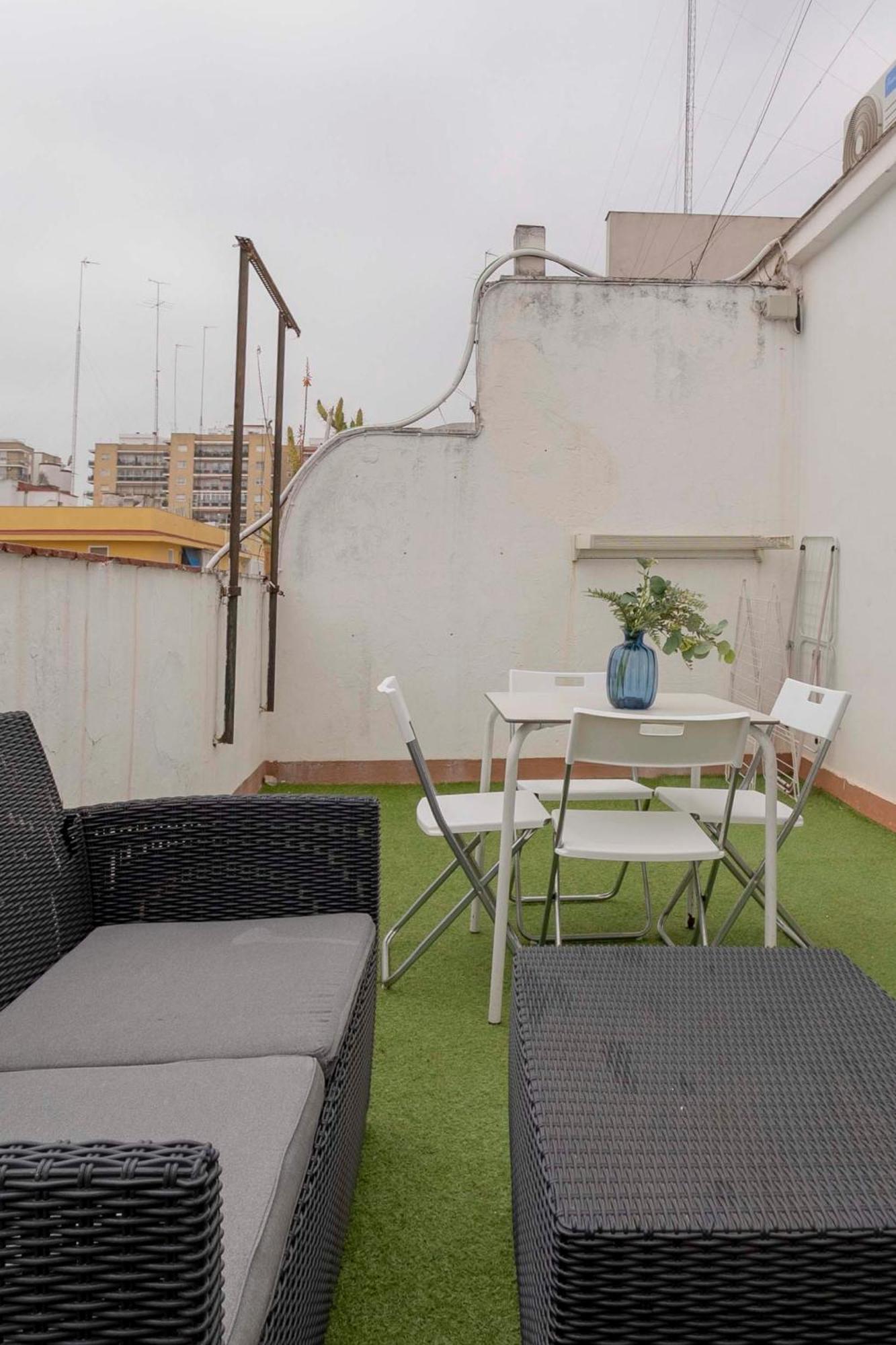 Apartamentos Los Remedios Siviglia Esterno foto
