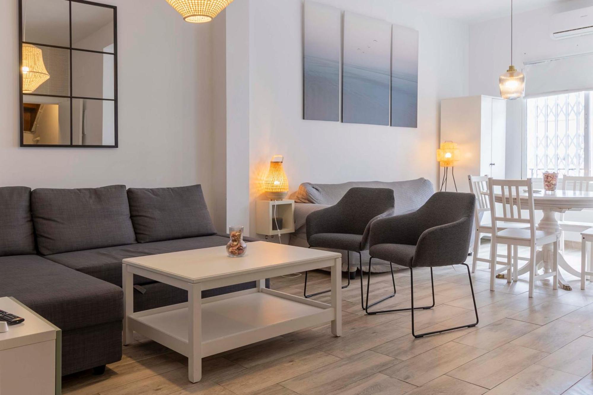 Apartamentos Los Remedios Siviglia Esterno foto