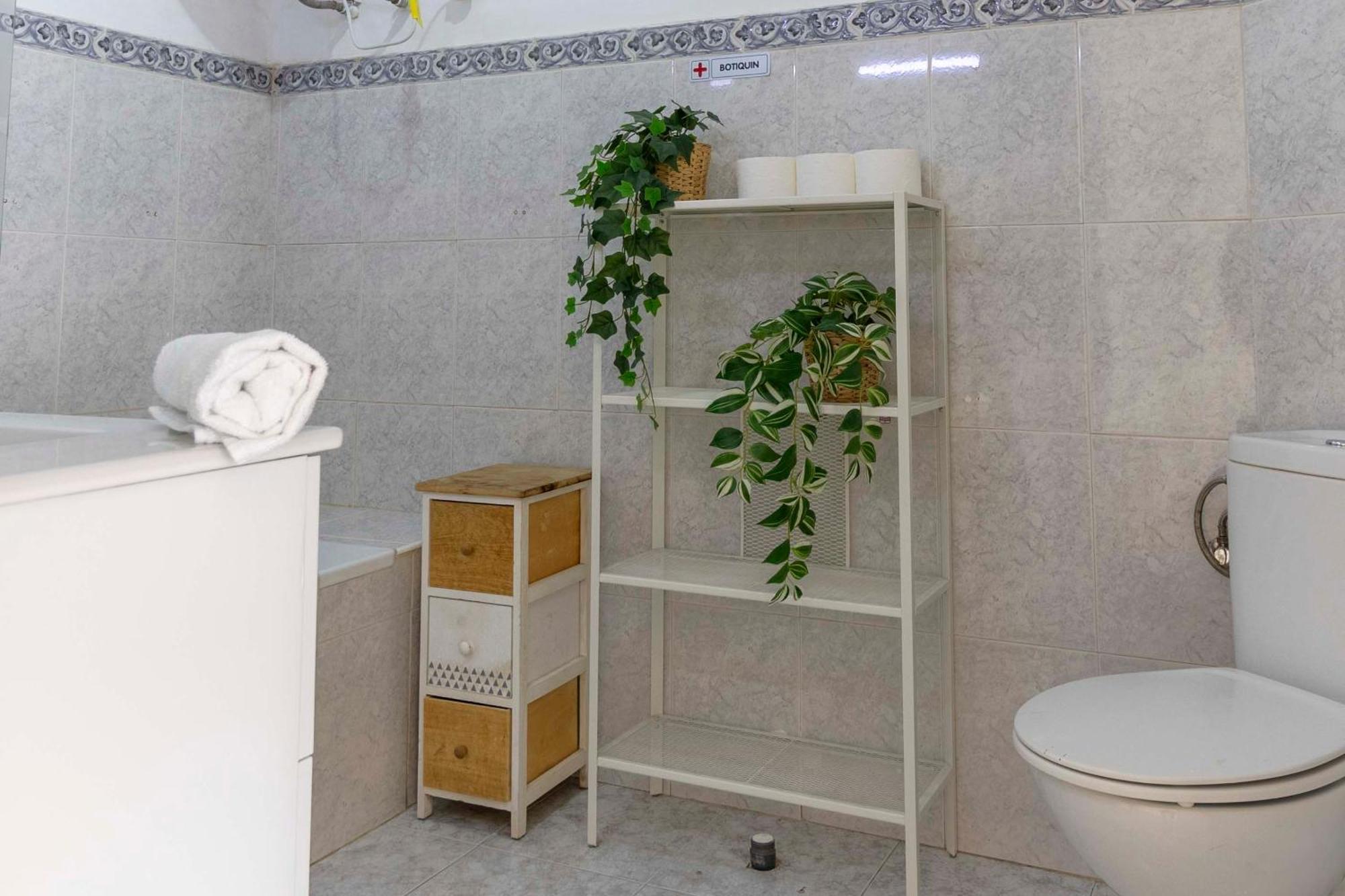 Apartamentos Los Remedios Siviglia Esterno foto